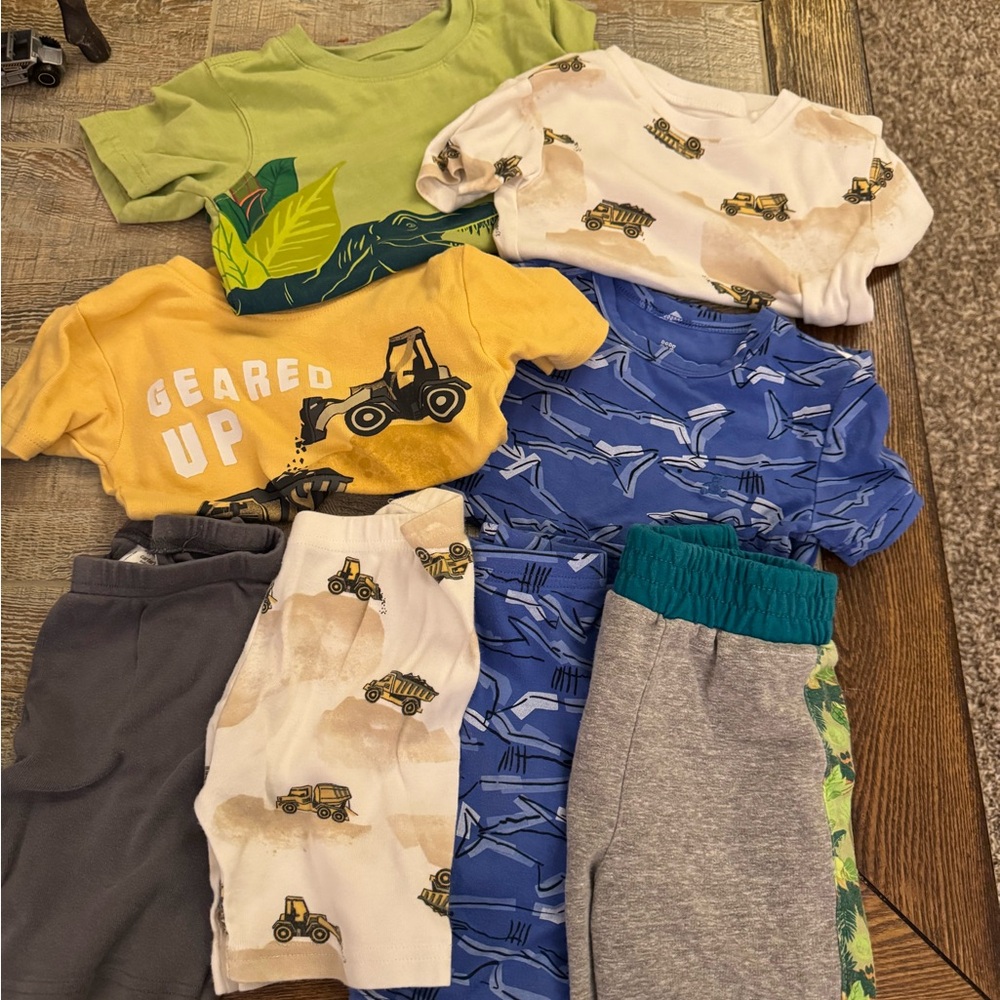 Boys 4t Pajama Bundle, GAP, Carters